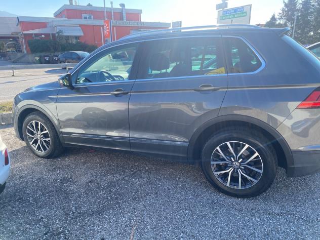 Volkswagen Tiguan 2.0 TDI SCR Business BlueMotion Technology - Foto 7