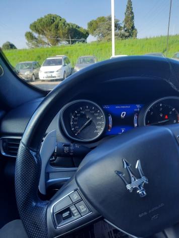 Maserati Levante V6 Diesel Q4 AWD Granlusso IVA DETRAIBILE - Foto 2