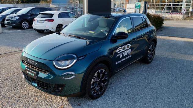 FIAT 600 600 Hybrid 100 CV DCT MHEV La Prima