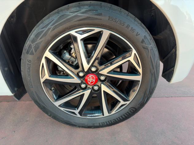 Toyota Yaris Hybrid 5 porte Trend SENZA OBBLIGO FINANZIAMENTO - Foto 7