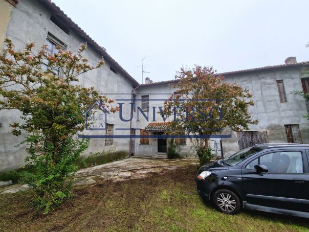 PORZIONE DI CASCINA CON AMPIO GIARDINO PRIVATO - Foto 5
