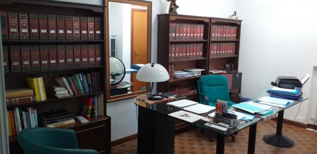 Ufficio in affitto a Massa 26 mq Rif: 1350242