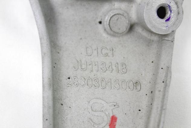 HUSQVARNA SVARTPILEN 125 28303014000BM SUPPORTO MOTORE DESTRA 21 - 23 RIGHT ENGINE BRACKET - Foto 3