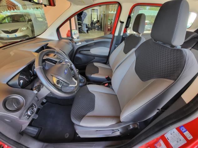 Ford Tourneo Courier 1.5 TDCI 75 CV Sport - Foto 8