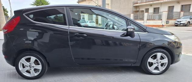 Ford Fiesta 1.4 TDCi 68CV Titanium NEOPATENTATO - Foto 5