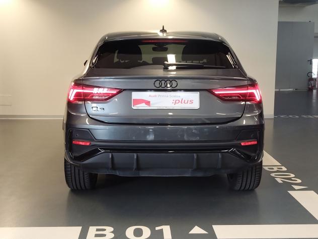 Audi Q3 Q3 Sportback 45 1.4 tfsi e Identity Black s-tronic - Foto 5