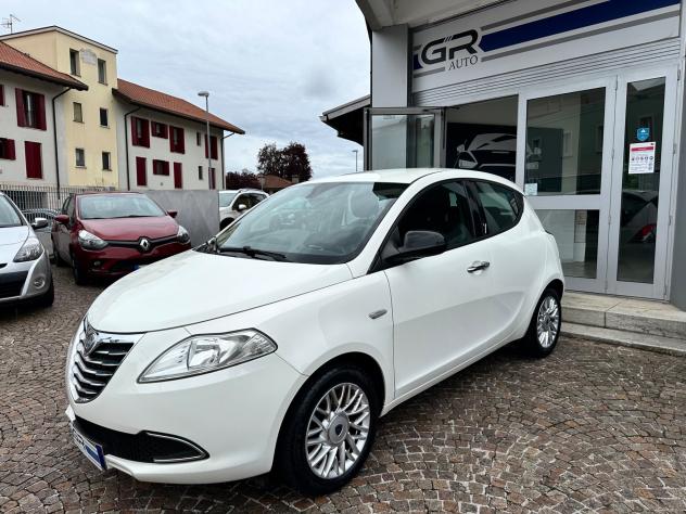 Lancia Ypsilon 1.3MJT 95CV 5P -Neopatentati