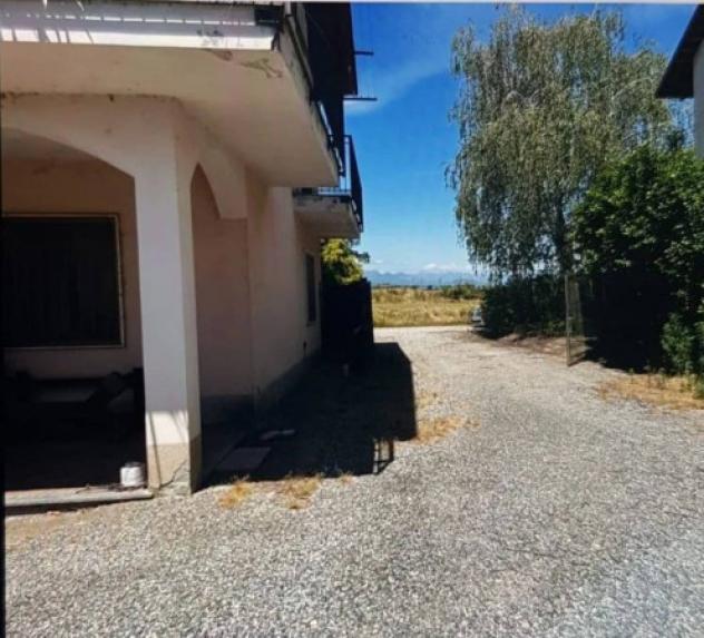 Immobile in asta di 112 m² con più di 5 locali e box auto in vendita a Buronzo - Foto 3