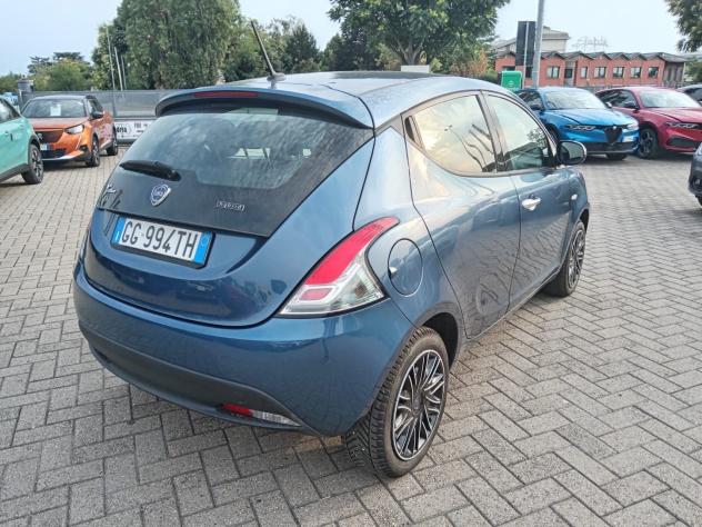 Lancia Ypsilon 1.0 FireFly 70cv S&S Hybrid SILVER - Foto 5