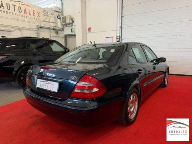MERCEDES - Classe E - 220 CDI Classic - Foto 4
