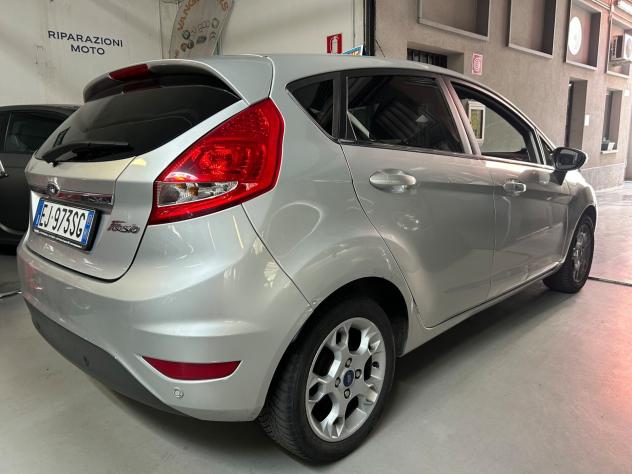 Ford Fiesta 1.2 82 CV 5 porte Titanium - Foto 3