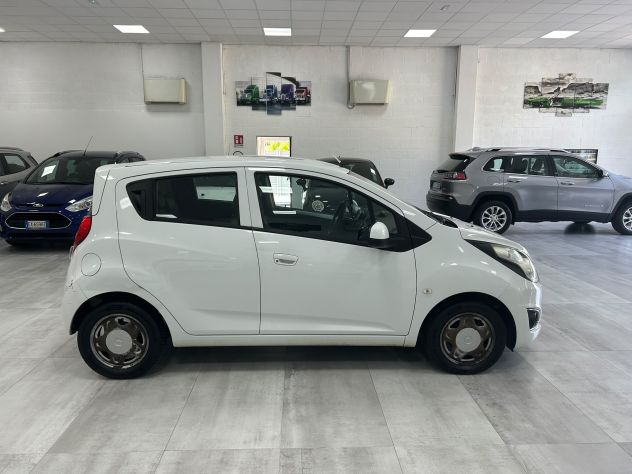 Chevrolet Spark 1.0 LT - Foto 4