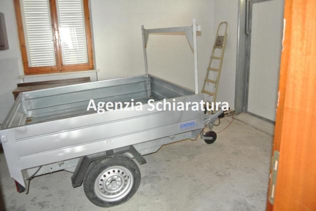 VICINANZE BORGO MASSANO VENDESI CASA SINGOLA CON DUE UNITA' IMMOBILIARI E UN'ETTARO DI TERRENO - Foto 11