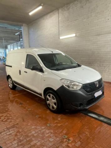 DACIA Dokker 1.6 8V 100CV Start&Stop GPL Furgone rif. 23515468 - Foto 9