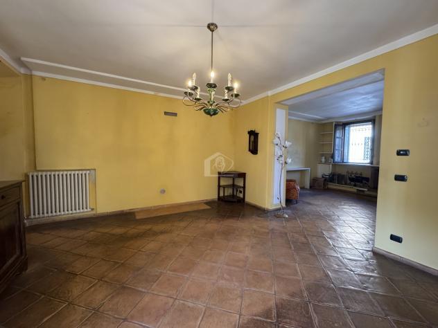 Luzzara vendesi casa indipendente 10 vani 350 Mq - Foto 9