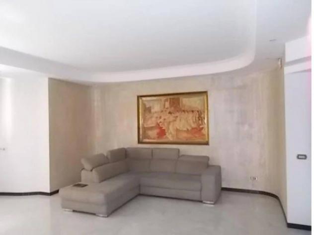 Immobile in asta di 152 m² con più di 5 locali in vendita a Napoli - Foto 8