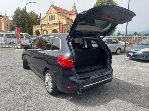 Bmw Serie 2 Gran Tourer 220d Luxury aut. - Foto 8