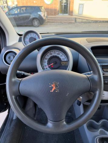 Peugeot 107 1.0 68CV 5p. Sweet Years - Foto 5