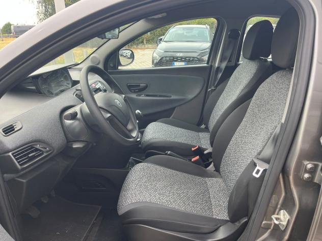 Lancia Ypsilon 3ª serie 1.0 FireFly 5 porte S&S Hybrid Silver - Foto 7