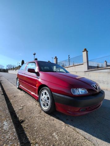 Alfa Romeo 145 2.0i 16V Twin Spark cat Quadrifoglio - Foto 4