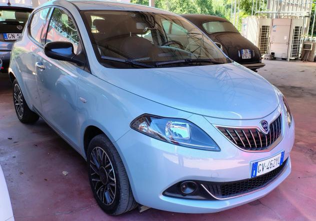 Lancia Ypsilon 1.0 FireFly 70cv Hybrid Platino