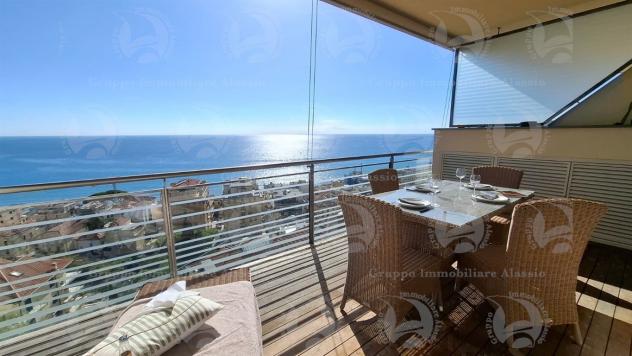 Alassio, appartamento vista mare con terrazzo vivibile, posto auto coperto e cantina - Foto 5