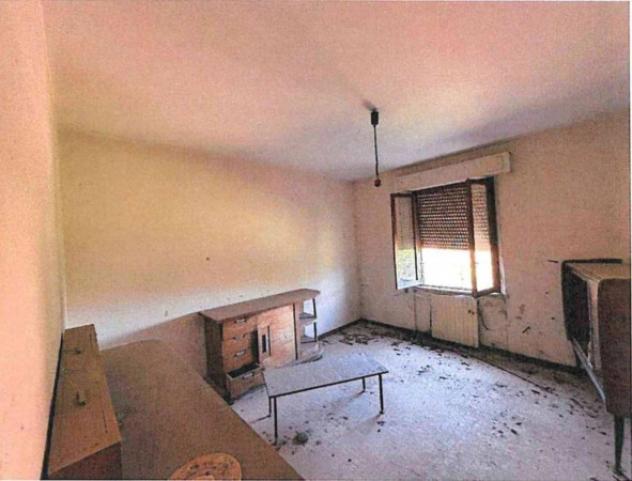 Immobile in asta di 176 m² con più di 5 locali in vendita a Cingoli - Foto 2