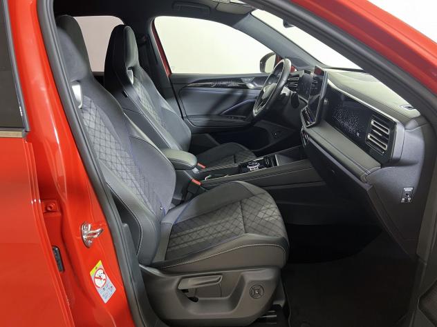 Volkswagen Tiguan Tiguan 1.5 etsi R-Line 150cv dsg - Foto 9