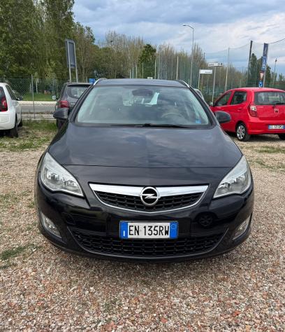 Opel Astra 1.4 Turbo 140CV GPL Gancio Traino - Foto 2