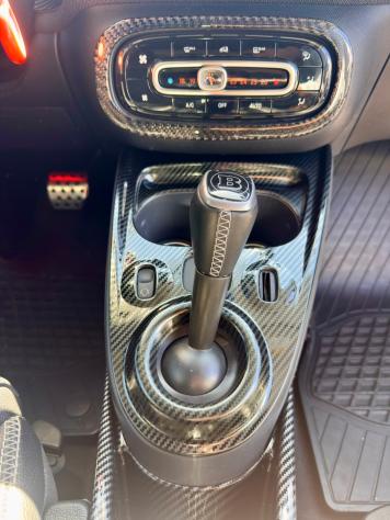 Smart ForTwo BRABUS CARBONIO SCARICHI MINIGONNE - Foto 9