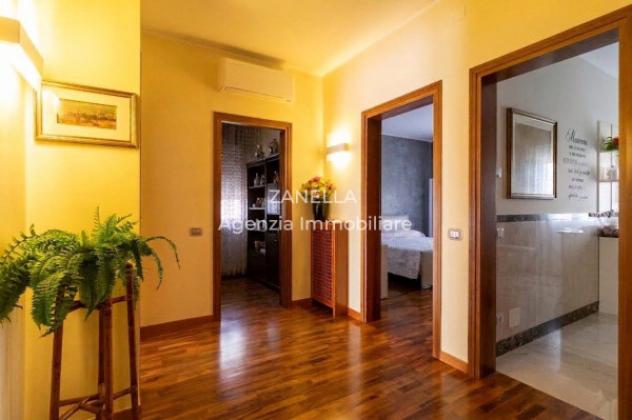 Villa di 300 m² con più di 5 locali e box auto doppio in vendita a Castelfranco Veneto - Foto 13
