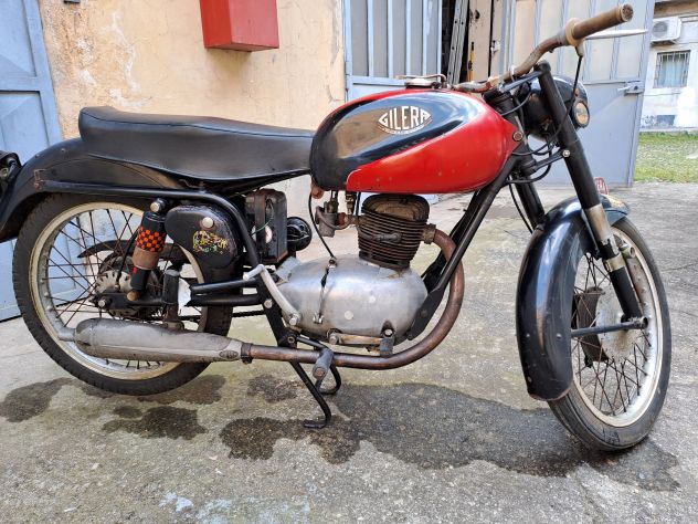 moto d'epoca Gilera 150 sport