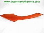 CARENA ANTERIORE SELLA DESTRA APRILIA RST 1000 FUTURA 2001 - 2004 AP8158213 &hellip;