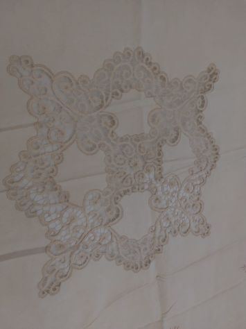 Pregiatissima e bellissima coperta matrimoniale in purissimo lino inserti fatti - Foto 6