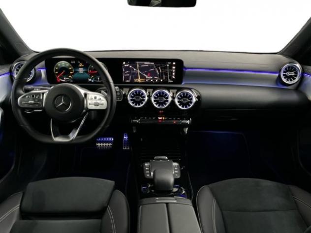 MERCEDES-BENZ A 180 d Automatic Premium Night edition rif. 24176453 - Foto 9