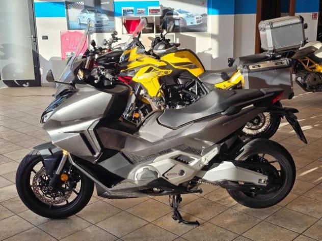 HONDA FORZA 750 Settembre 2023 km 1.400 - Foto 4
