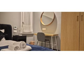 Bilocale 60 mq arredato, Corso Sempione €1700