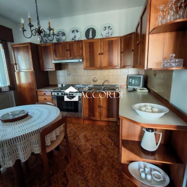 CASA INDIPENDENTE di 5 vani e di 240 mq (FONTE) rif. BL129 - Foto 11