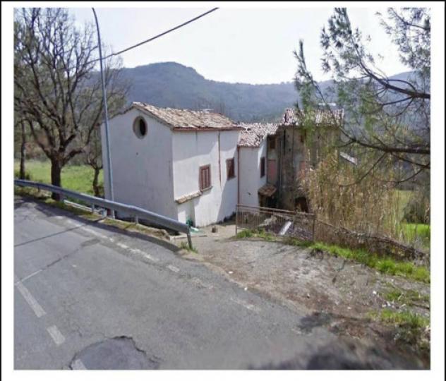 Immobile in asta di 260 m² con più di 5 locali in vendita a Mendicino - Foto 3