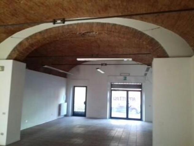 Locale comm.le/Fondo in vendita a San Marco - Lucca 90 mq Rif: 1386138