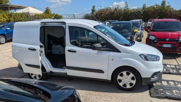 FORD Transit Courier VAN RTD 1.5tdci 75cv rif. 24101386 - Foto 3