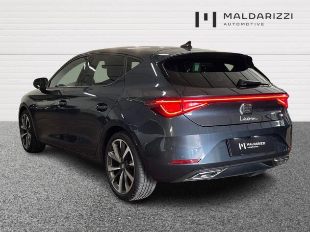 SEAT Leon IV 2020 1.0 etsi FR 110cv dsg - Foto 4
