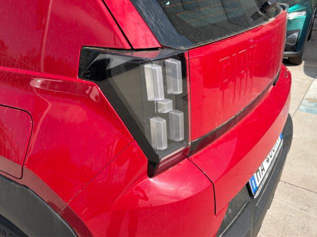 FIAT Grande Panda (325) Hybrid Icon 1.2 Hybrid 100cv - Foto 10