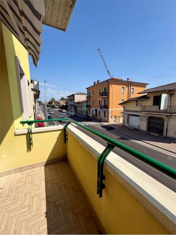 V005527 - TRILOCALE IN OTTIMO STATO, CON ASCENSORE, GARAGE E CANTINA - Foto 13