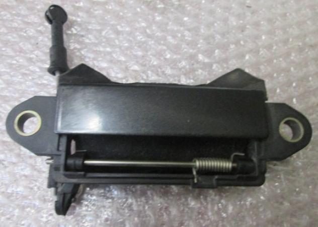 4A0839207A MANIGLIA ESTERNA PORTA POSTERIORE SINISTRA AUDI A4 B5 SW 1.9 D 81KW 5M 5P (1996) RICAMBIO USATO 4B0839239AGRU