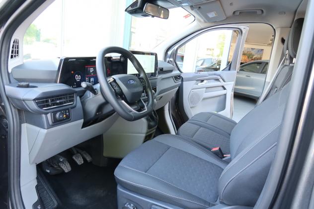Ford Transit Custom Combi 2.0 EcoBlue 9 posti Titanium - Foto 9
