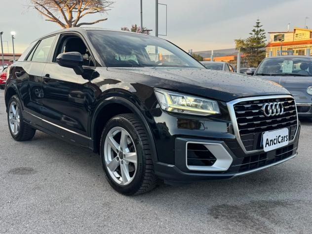 Audi Q2 1.6 30 TDI Identity Black S TRONIC - Foto 2