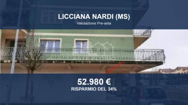 Immobile in asta di 101 m², box auto in vendita a Licciana Nardi