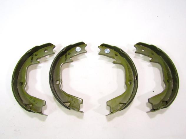 FSB4112 KIT GANASCE PER FRENI A TAMBURO POSTERIORI FERODO SUBARU IMPREZA 2.5 WRX STI AWD 206 KW RICAMBIO NUOVO - Foto 2