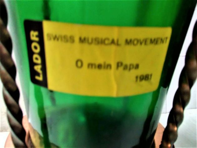 VECCHIA BOTTIGLIA MUSICALE DI LIQUORE CON CARILLON LADOR VETRO E METALLO - Foto 2